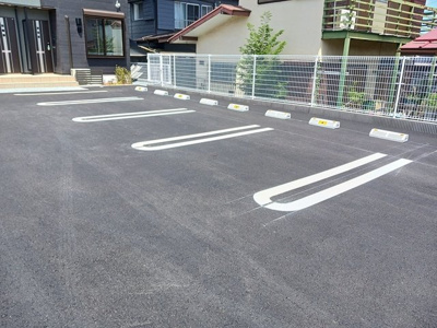 【駐車場】 | ライトガーデン