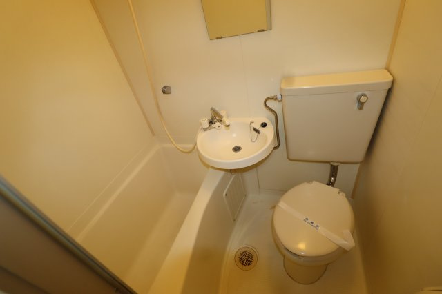京都市伏見区納所町の賃貸マンションの浴室