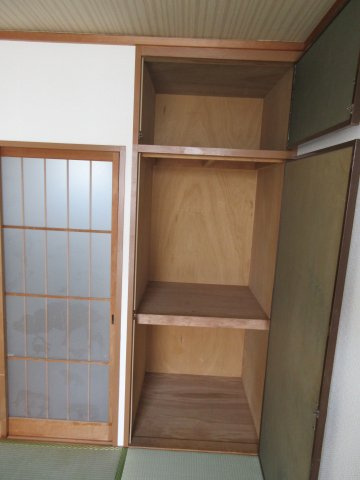 御原ハイツの収納