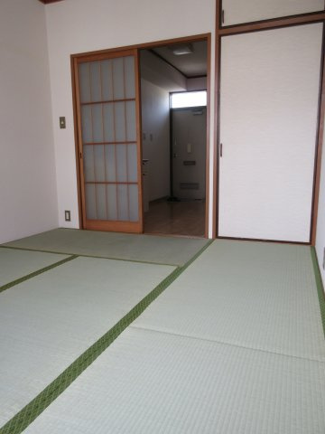 御原ハイツの和室|和室6帖