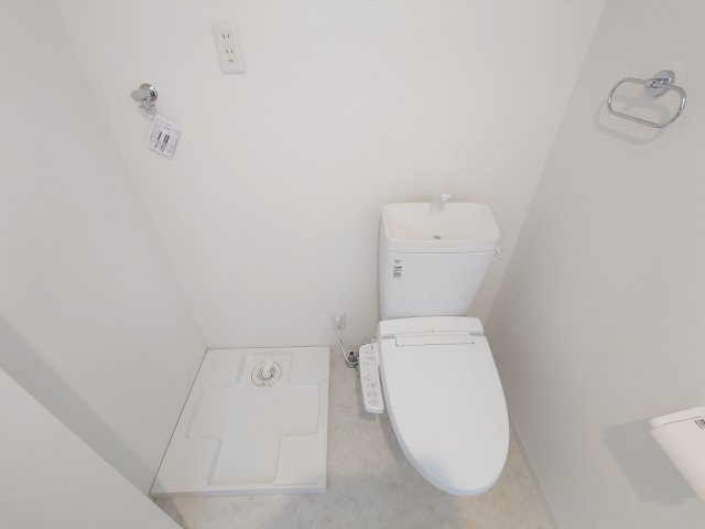 Navi三鷹のトイレ|落ち着いた色調のトイレです