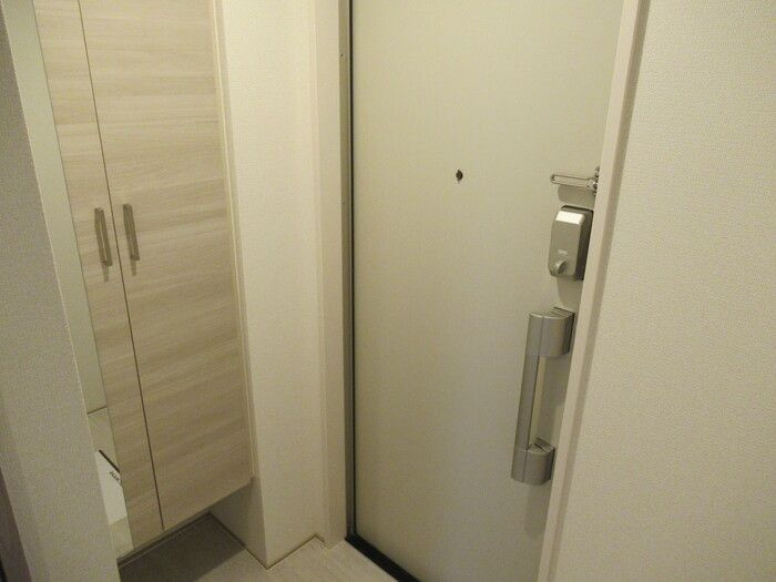 MILD　Aの玄関