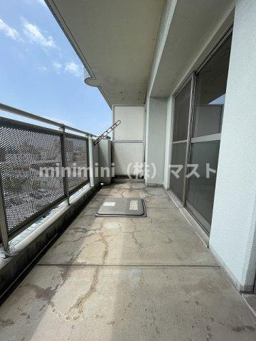 レジェロ住之江のバルコニー