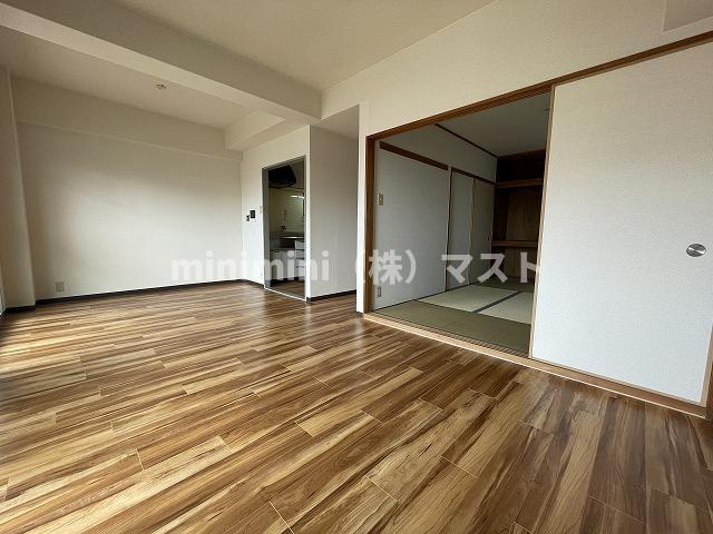 レジェロ住之江の居間・リビング