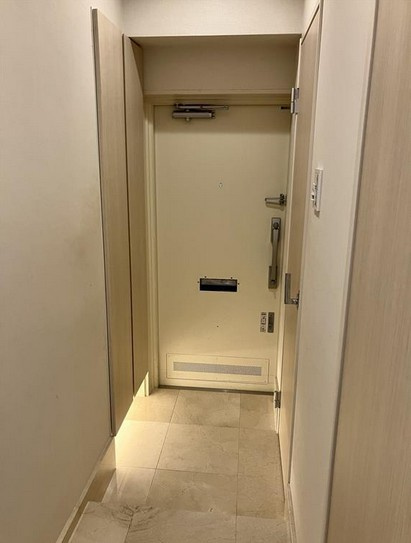 【玄関】