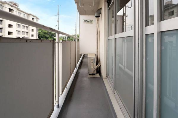 ビレッジハウス境港第三1号棟のバルコニー|ビレッジハウスの同一物件・同一タイプの間取りの写真です