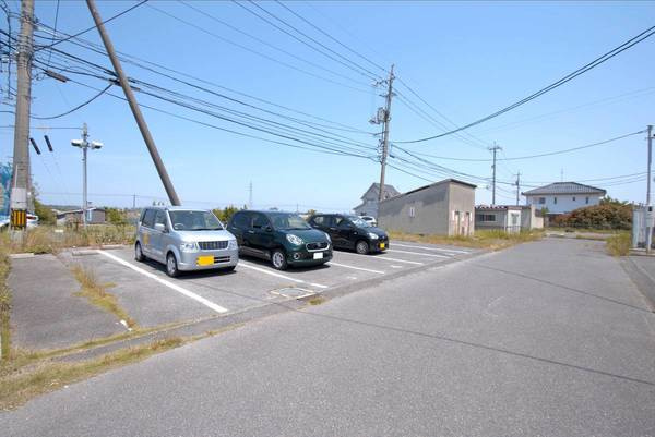 ビレッジハウス当成東2号棟の駐車場