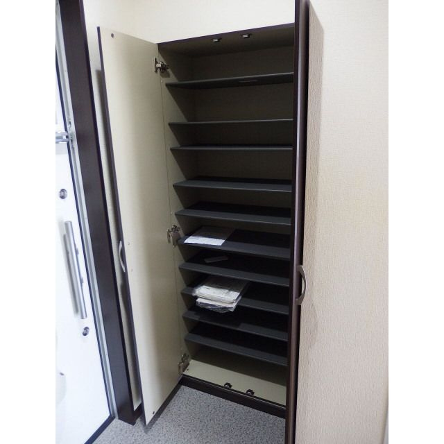 アムール 新河岸の収納