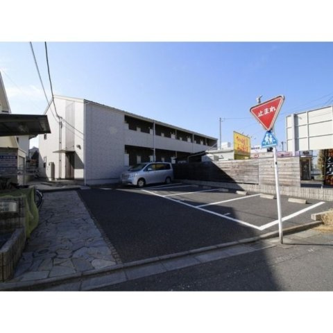 アムール 新河岸の駐車場
