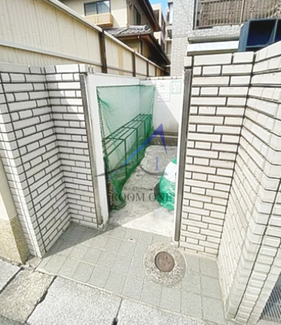 サンライズ船橋のその他共用部分|敷地内ごみ置き場です。