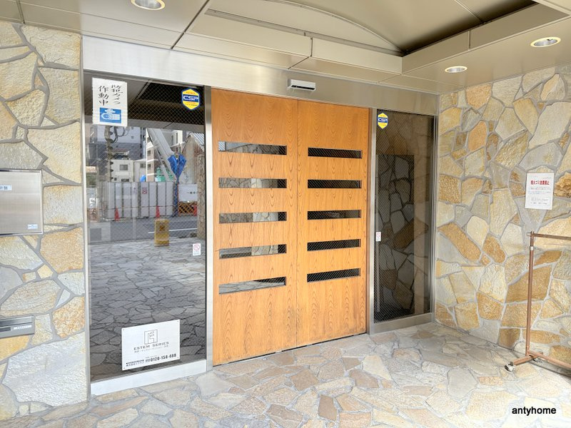 エステムコート大阪城南Ⅱ　仲介手数料無料のエントランス