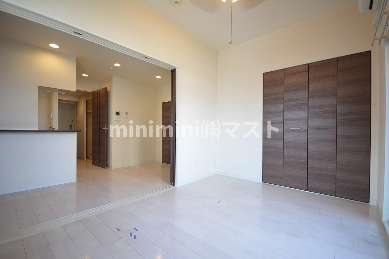 大阪市大正区三軒家東１丁目の賃貸マンションの居間・リビング