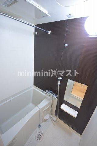 大阪市大正区三軒家東１丁目の賃貸マンションの浴室