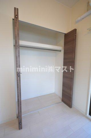 大阪市大正区三軒家東１丁目の賃貸マンションの収納