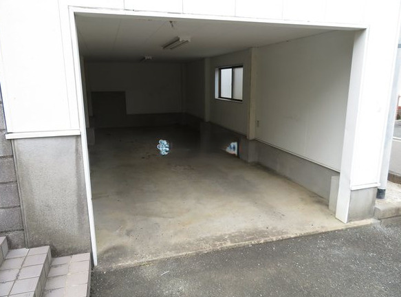 上津町貸家【キャッシュバック対象物件】のエントランス|毎日通るエントランスはこのようになっています