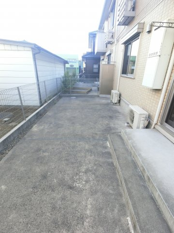 【庭】