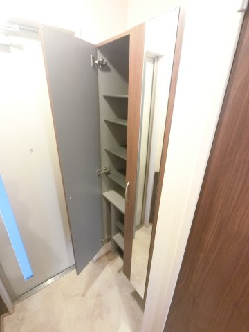 【玄関】