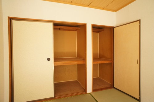 プレジール長妻の収納