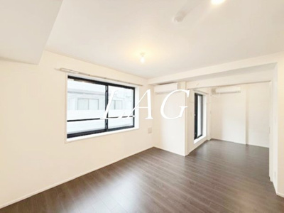 【居間・リビング】 | ＣＯＭＰＯＳＩＴＥ　大井町　ＨＩＬＬＴＯＰ | 洋室のお部屋です。