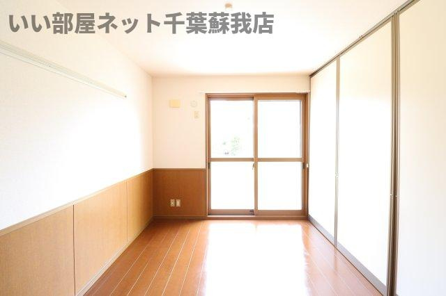 ヴィラグレイス　ABCの洋室|使い勝手のいい洋室です