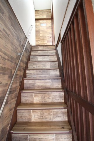 東大阪市玉串町東3丁目　テラスハウスの内装|明るい室内です