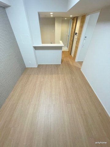 IBC Residence West　仲介手数料無料の居間・リビング