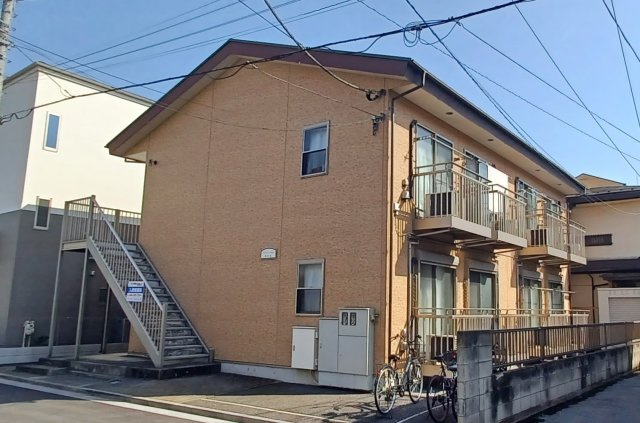 アンプルール　クラージュ西青木