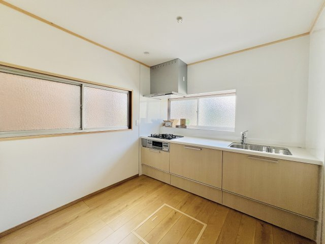 前橋市青柳町のキッチン|作業スペースも広くお料理も快適にできるキッチン◎