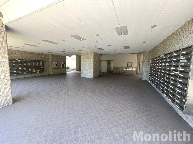 泉北原山台１丁３号棟のエントランス