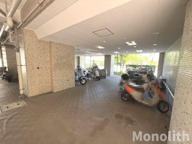 泉北原山台１丁３号棟のロビー