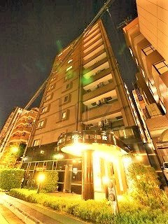 グリフィン横浜反町公園弐番館の外観