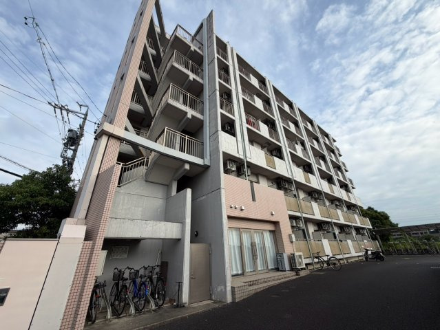 ソシオ豊田聖心町の外観