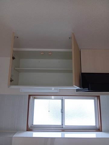 練馬区南大泉６丁目の賃貸マンションの収納|キッチン収納もしっかりあります
