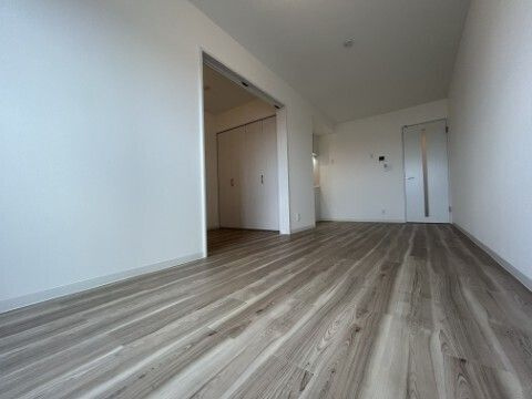 千葉市中央区村田町のアパートの内装