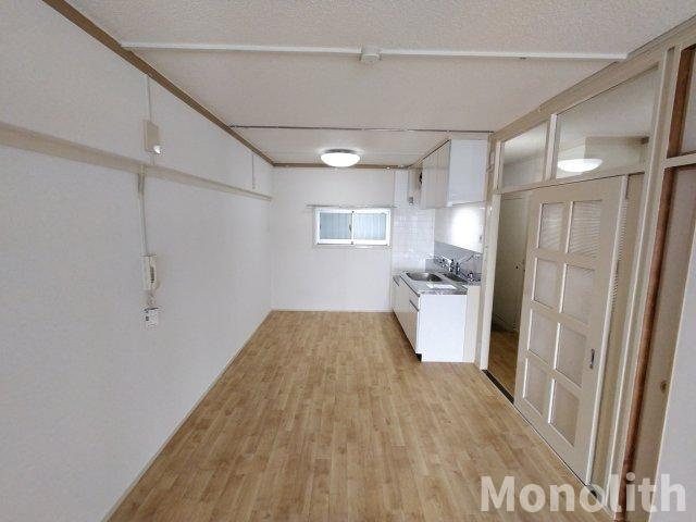 くすの木２号棟の居間・リビング