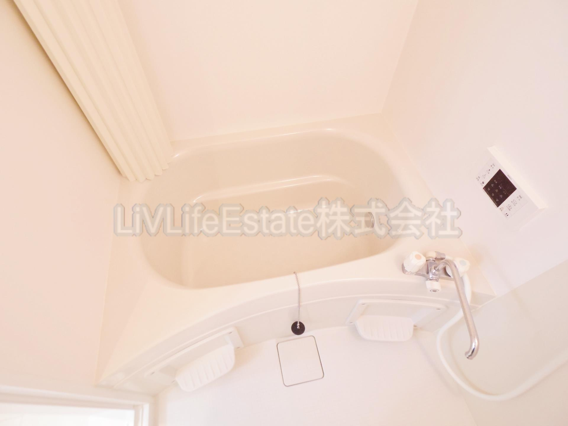 東村山市秋津町５丁目のアパートの浴室