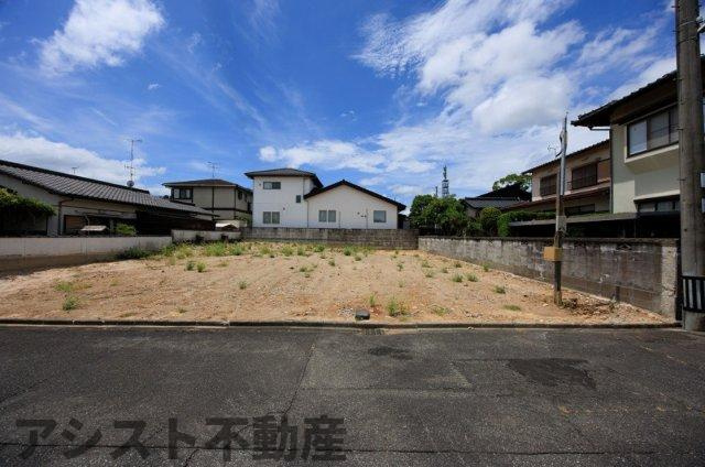 サンコート 飯塚市下三緒の前面道路含む現地写真|前面道路含む現地写真です