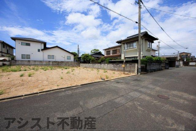 サンコート 飯塚市下三緒の前面道路含む現地写真|前面道路含む現地写真です