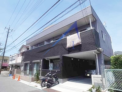 ｕｎ　ｄｅｕｘ　ｔｒｏｉｓの外観|外観です。