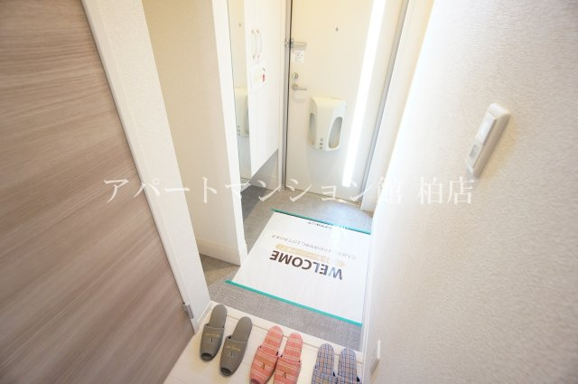 フェリス酒井根　Ⅰ の玄関