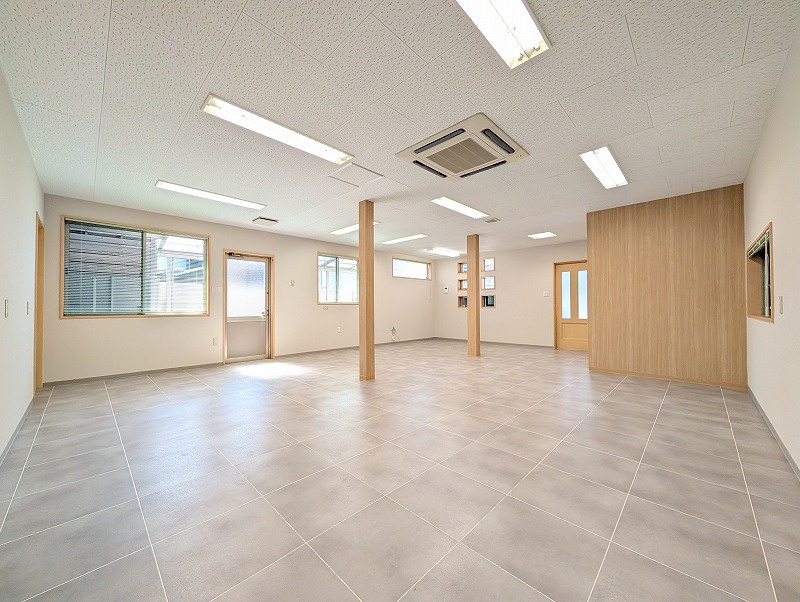 ２４０ＢＬＤＧ.（ニシオビル）のロビー