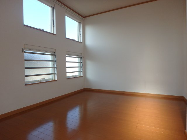 グランパレＫ Aの洋室|総社市井手　グランパレＫ　1LDＫ　北洋室