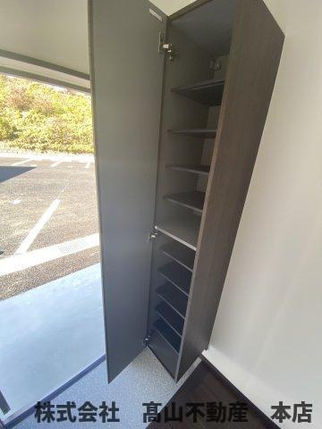 グラン岡垣Ⅴの玄関