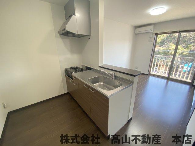 グラン岡垣Ⅴの居間・リビング