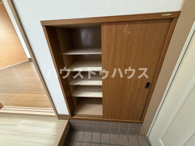パレットハウスの玄関