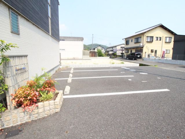 【駐車場】パシフィコノヴァ　A棟 