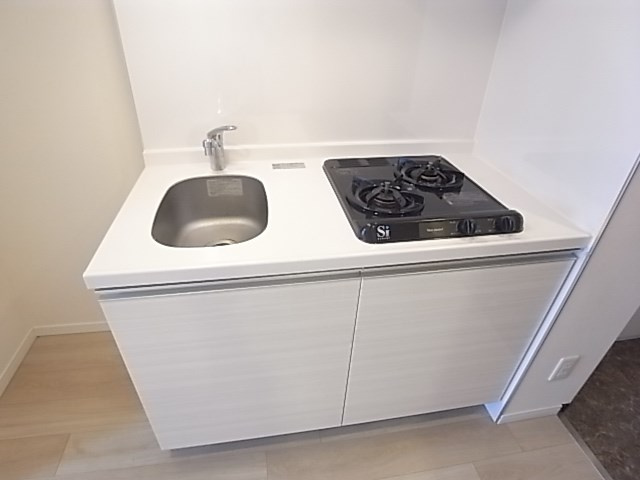 尼崎市昭和南通３丁目の賃貸マンションのキッチン