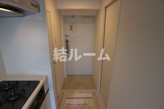 台東区根岸２丁目の賃貸マンションの玄関