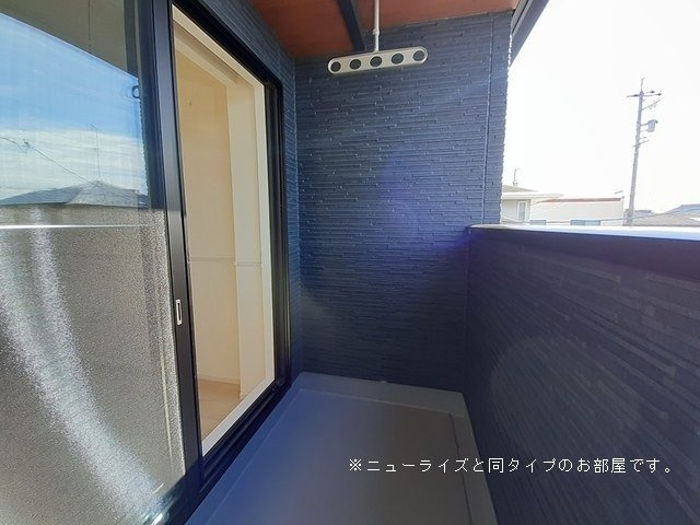 ラルーチェ川島のバルコニー
