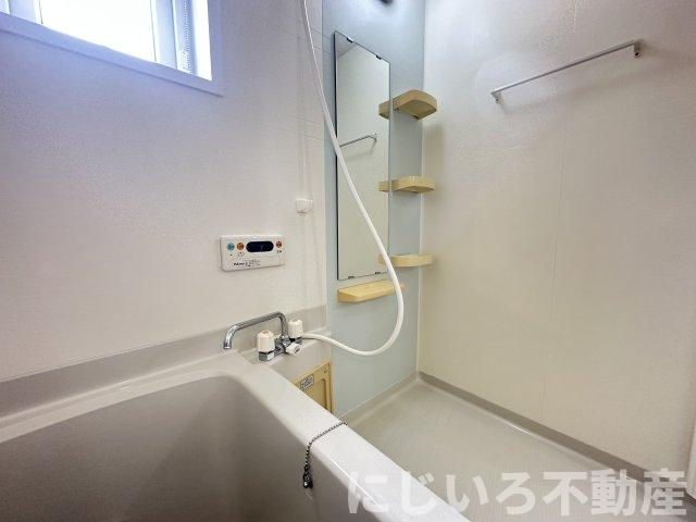 ハッピネスハウスBの浴室